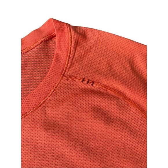 LuLuLemon Metal Vent Tech Short Sleeve Shirt Tee size XL Orange Athletic - Picture 10 of 12